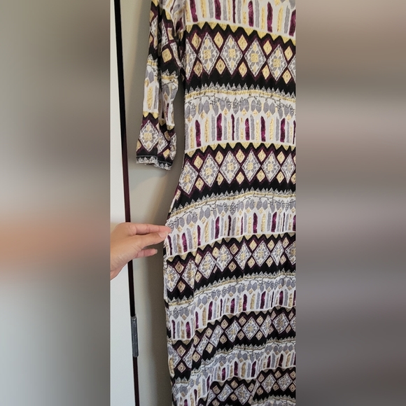 Multicolor Geometric Pattern Dress - Picture 3 of 7